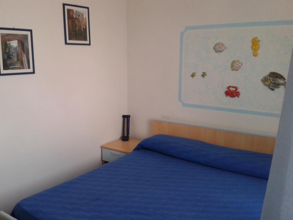 Hotel Da Zio Pino Maratea Camera foto
